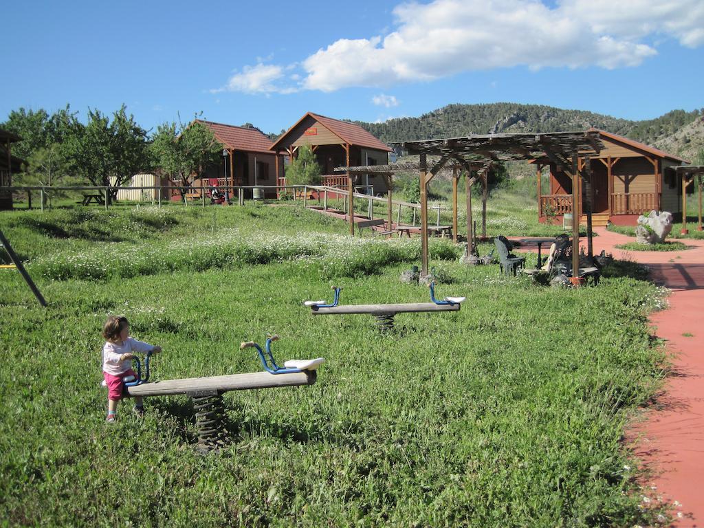 Las Casas De La Vega Enguídanos Екстериор снимка